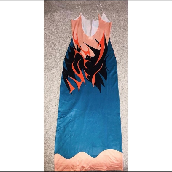 💕😍🥰MAKE AN OFFER! FIRE STARTER MIDI DRESS😍💕 - Picture 4 of 4